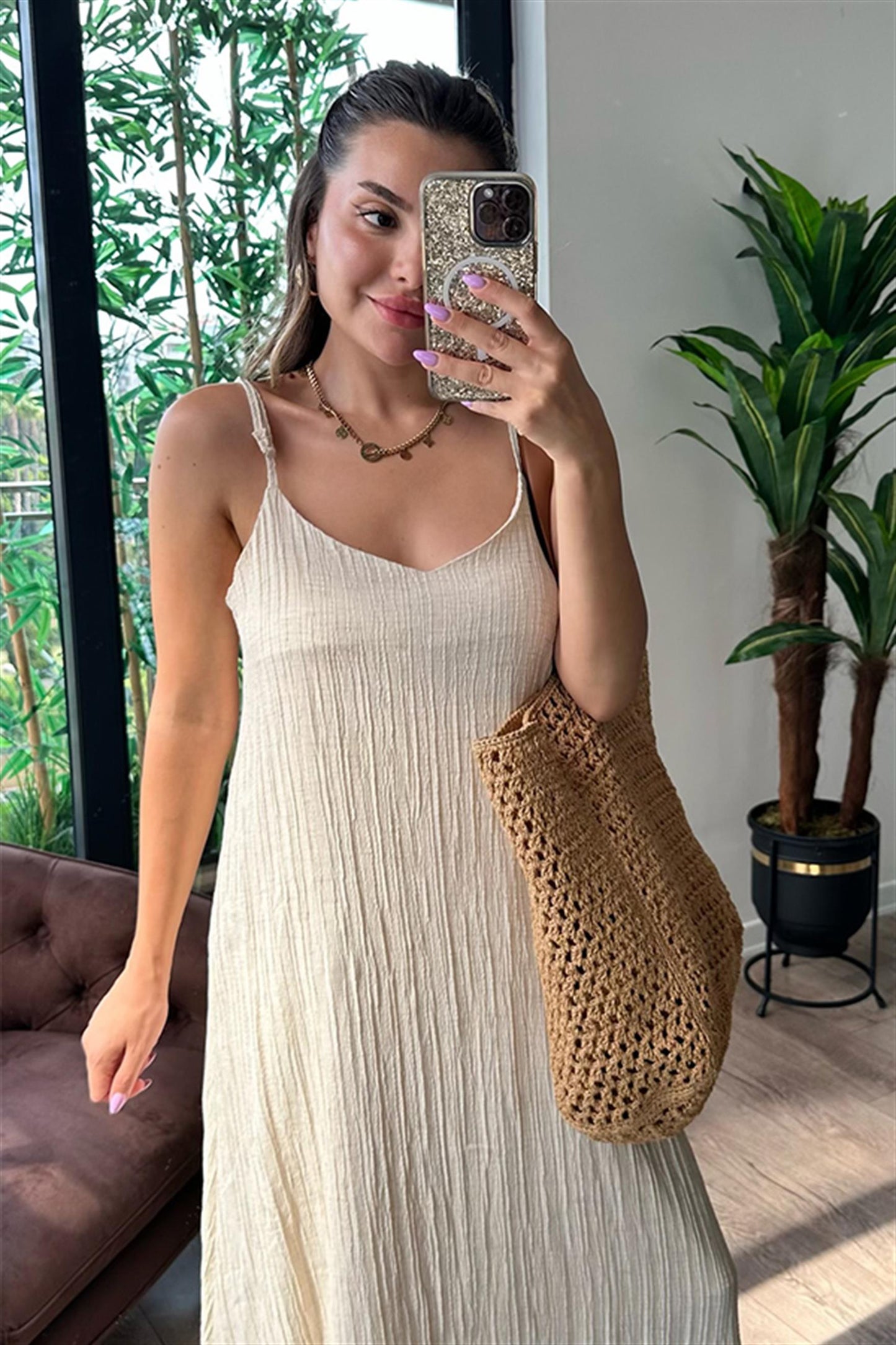 Shia askılı krem gofre elbise