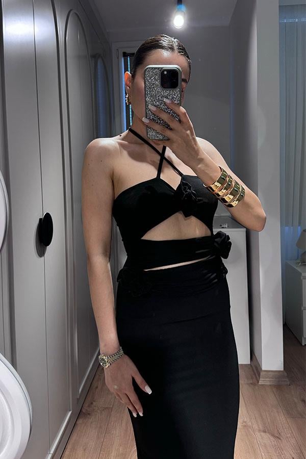 Silvia Gül Detaylı Boyundan Bağlamalı Elbise-Siyah