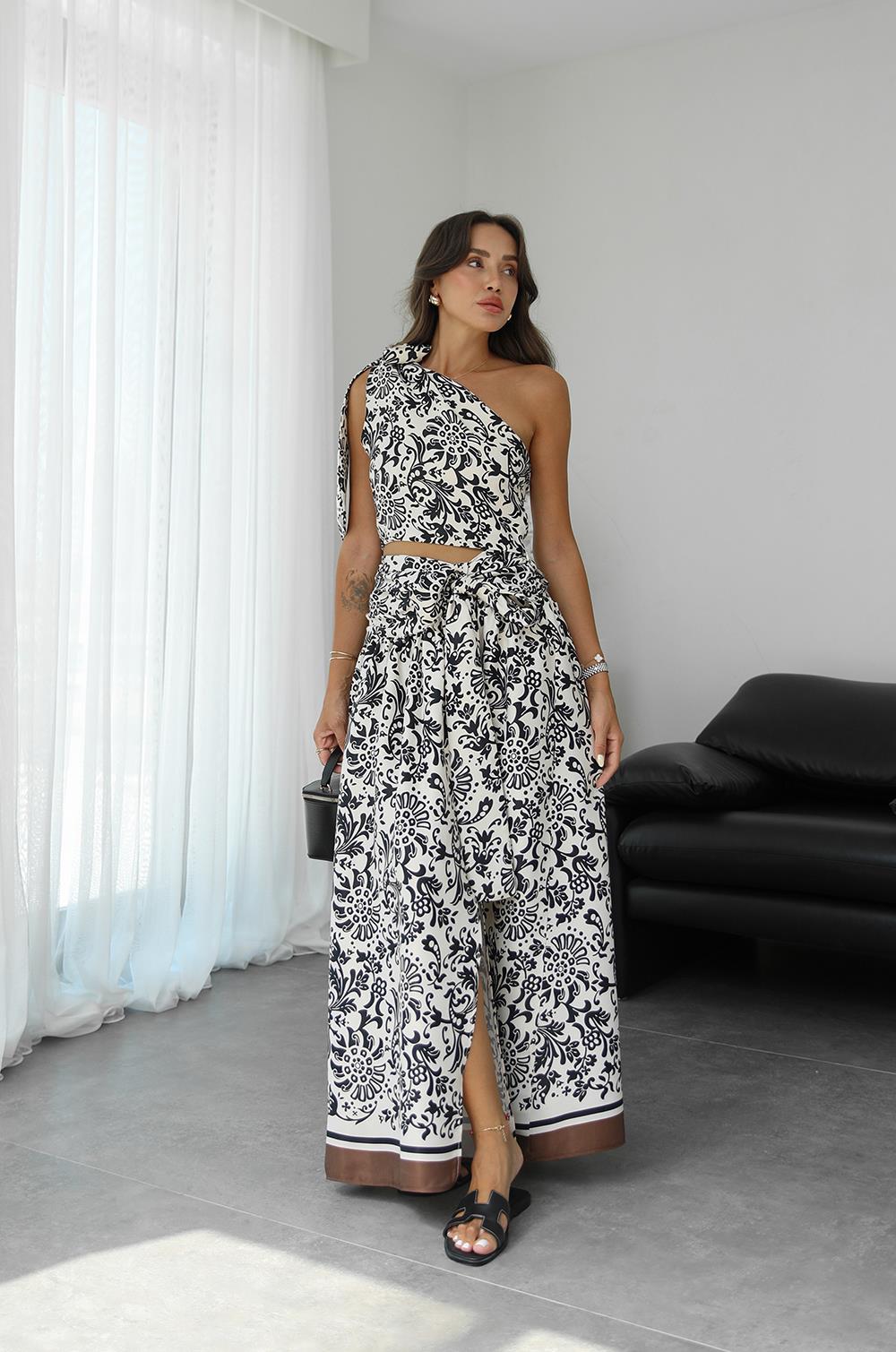 SIYAH PAISLEY DESENLI SATEN TAKIM