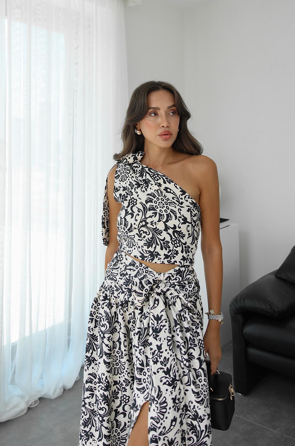 SIYAH PAISLEY DESENLI SATEN TAKIM