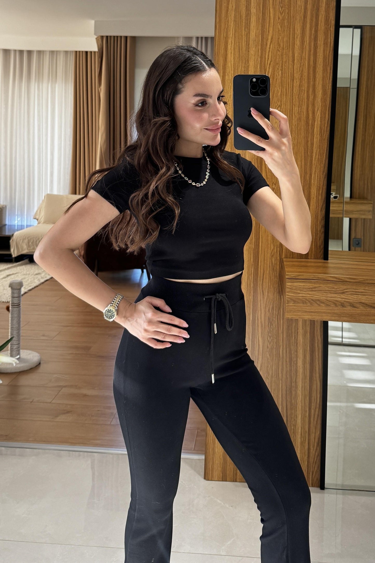 Taleva Siyah Spor Crop Takım