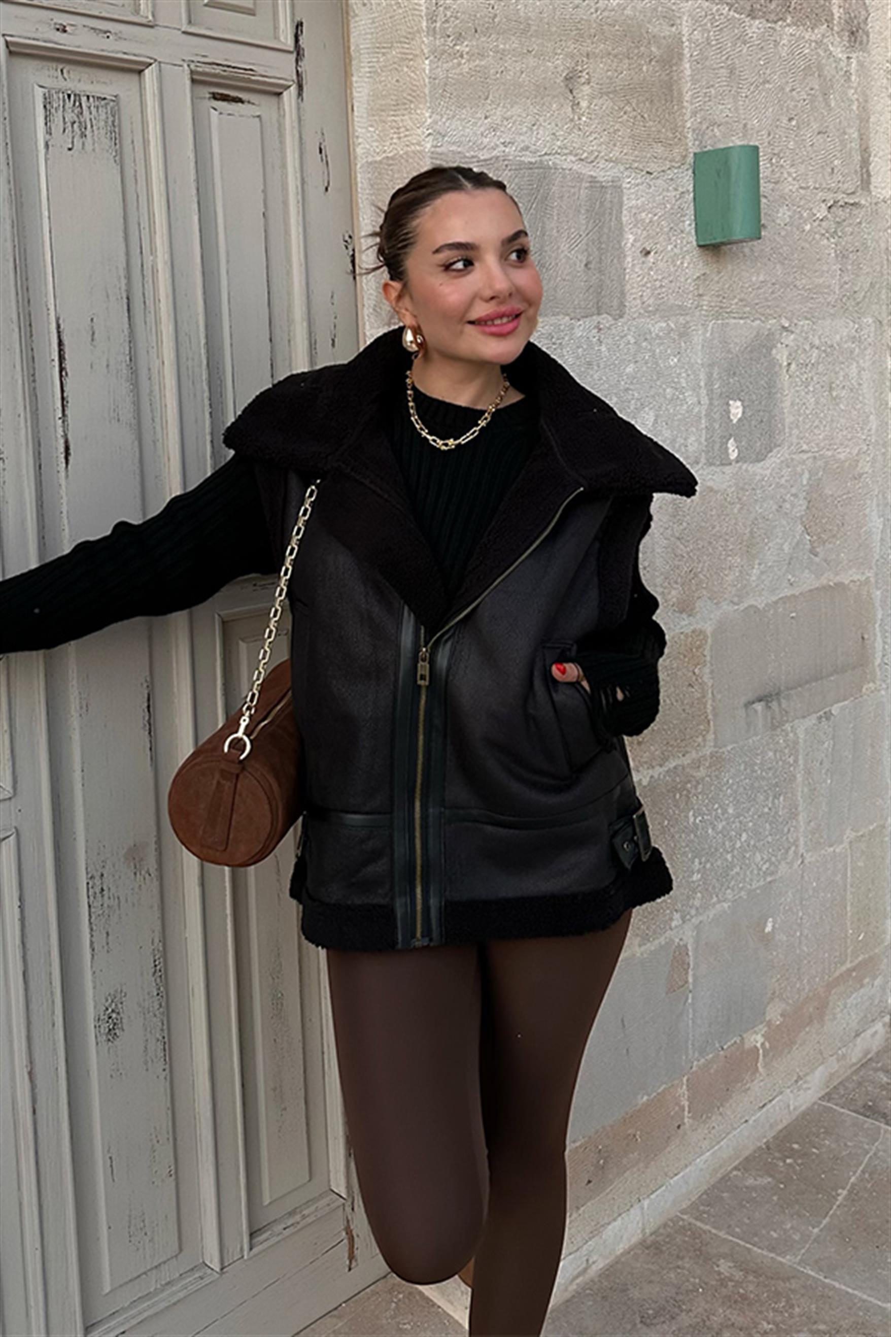 Theodora Siyah Kürklü Deri Yelek