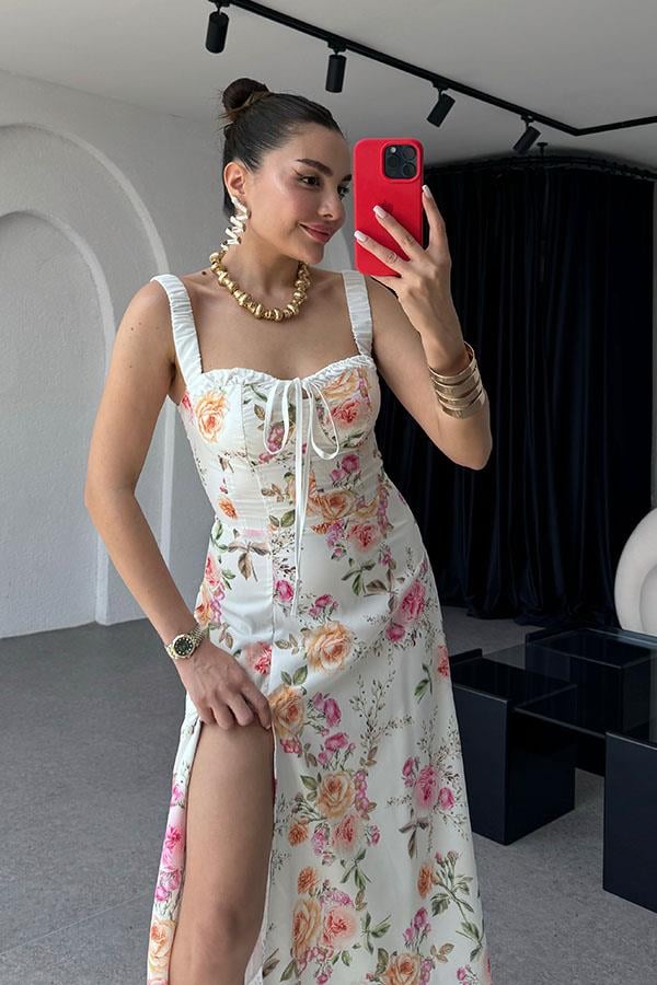 Trixie Kalp Yaka Çiçekli Yırtmaçlı Elbise