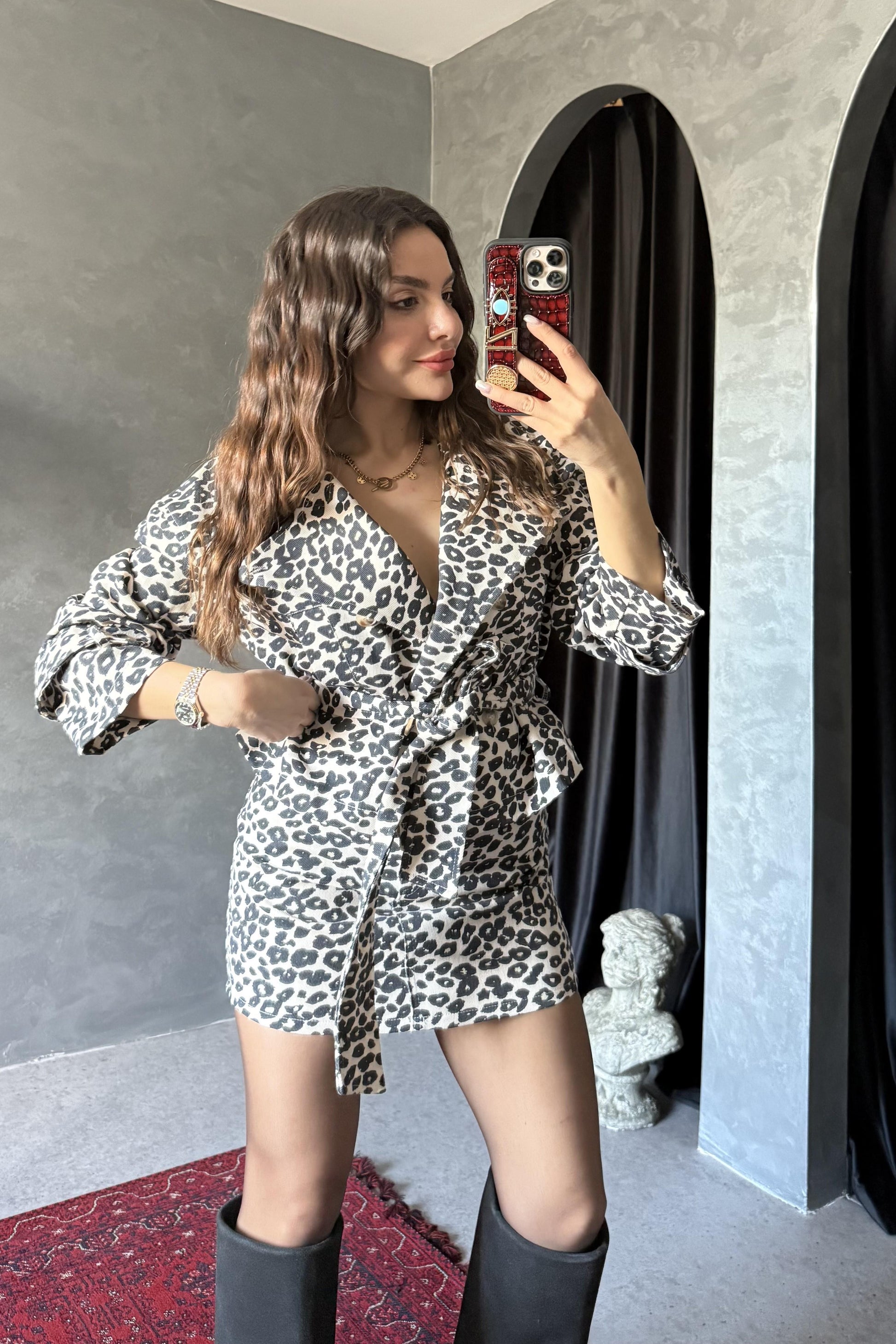 Uganda Siyah Leopar Kemerli Ceket