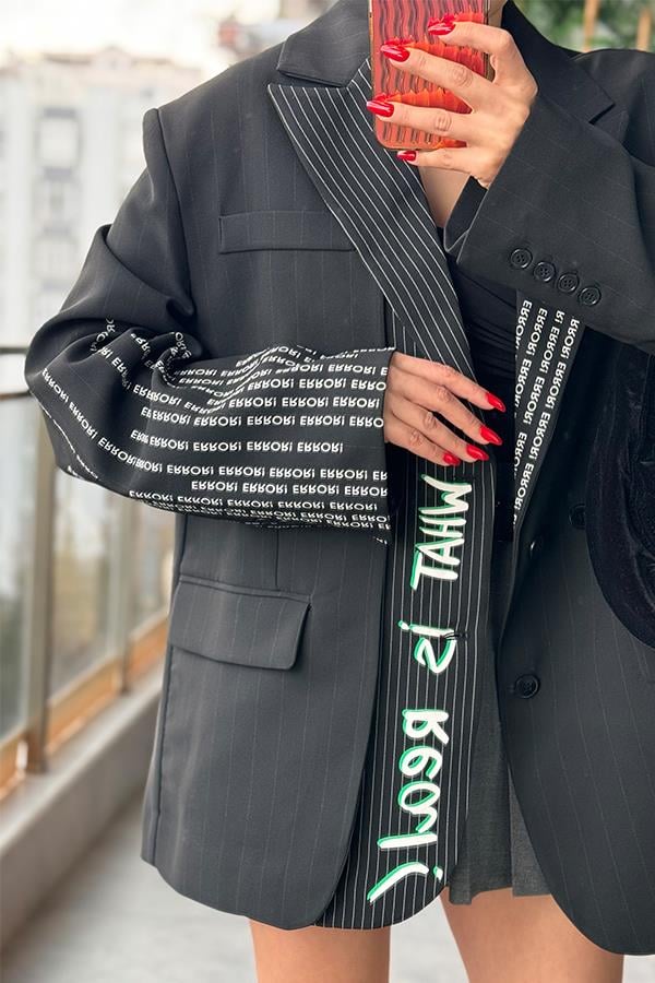 Vanesa Çizgili Yazı Baskılı Oversize Blazer Ceket