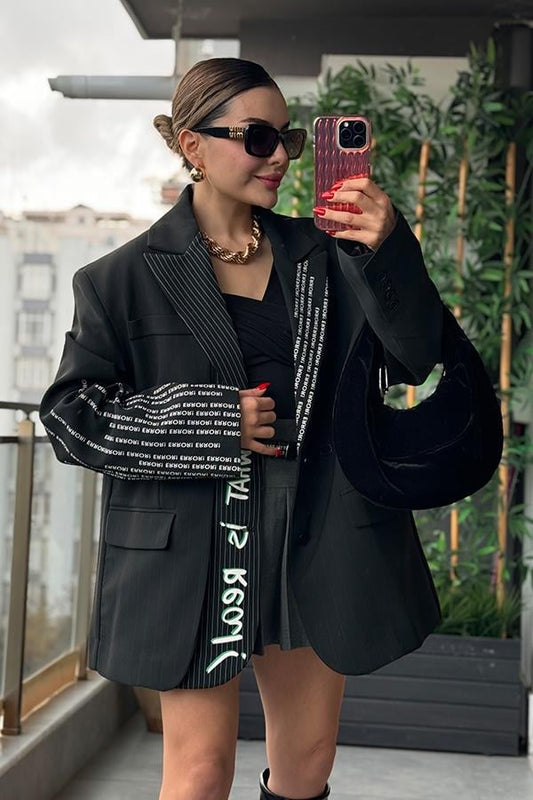 Vanesa Çizgili Yazı Baskılı Oversize Blazer Ceket