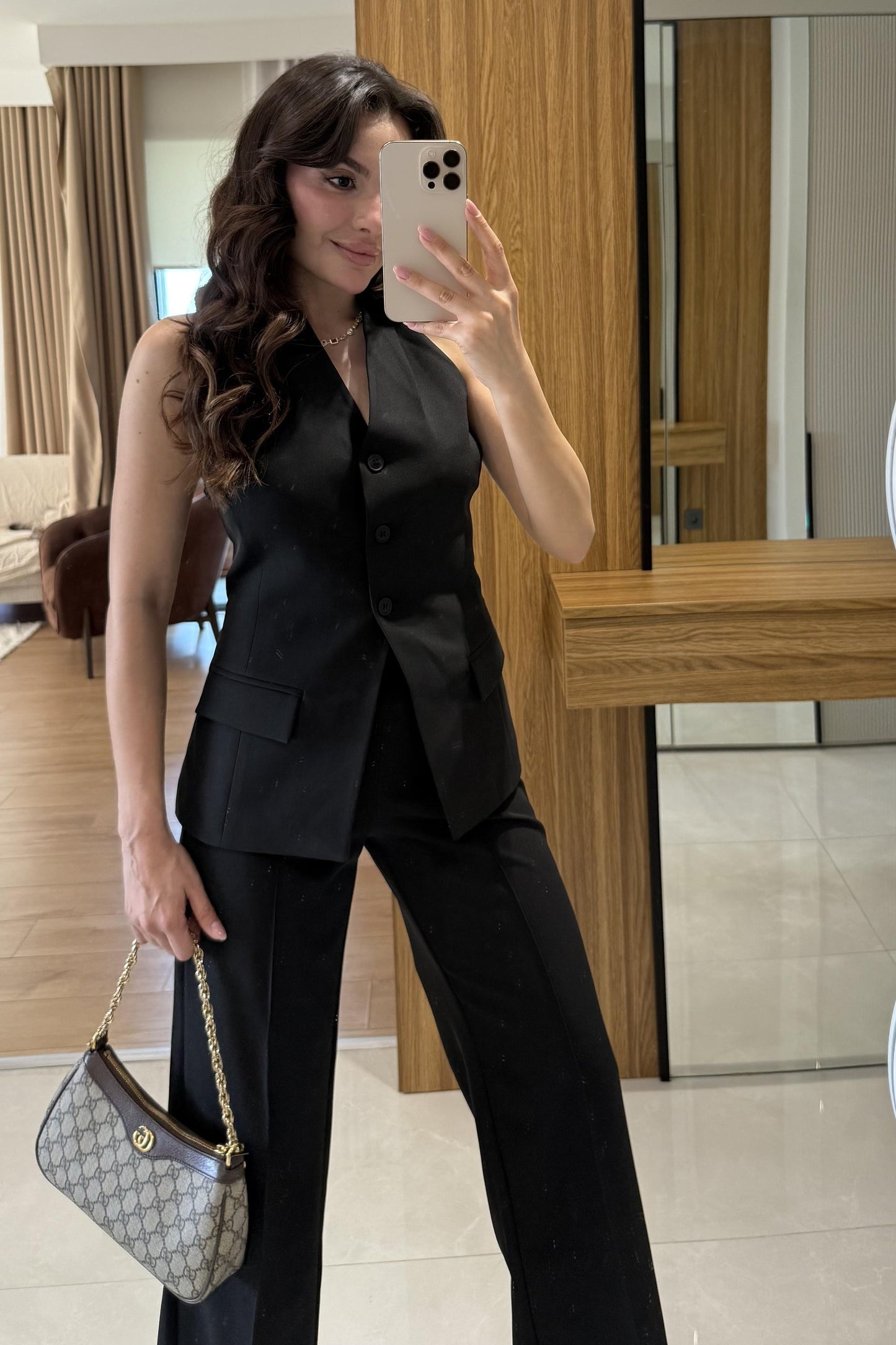Velora Siyah Premium Yelekli Takım