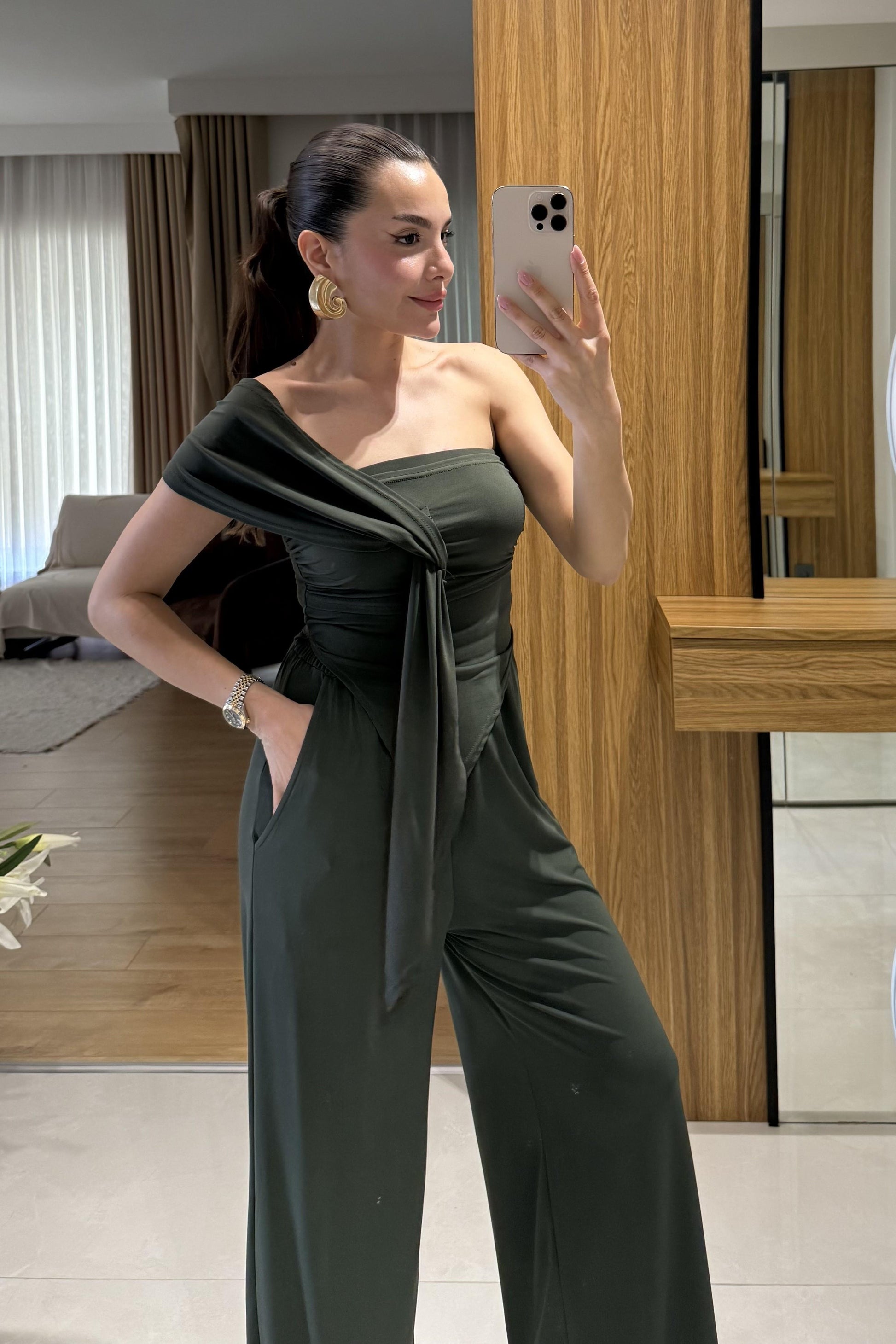 Veronika Haki Tasarım Takım