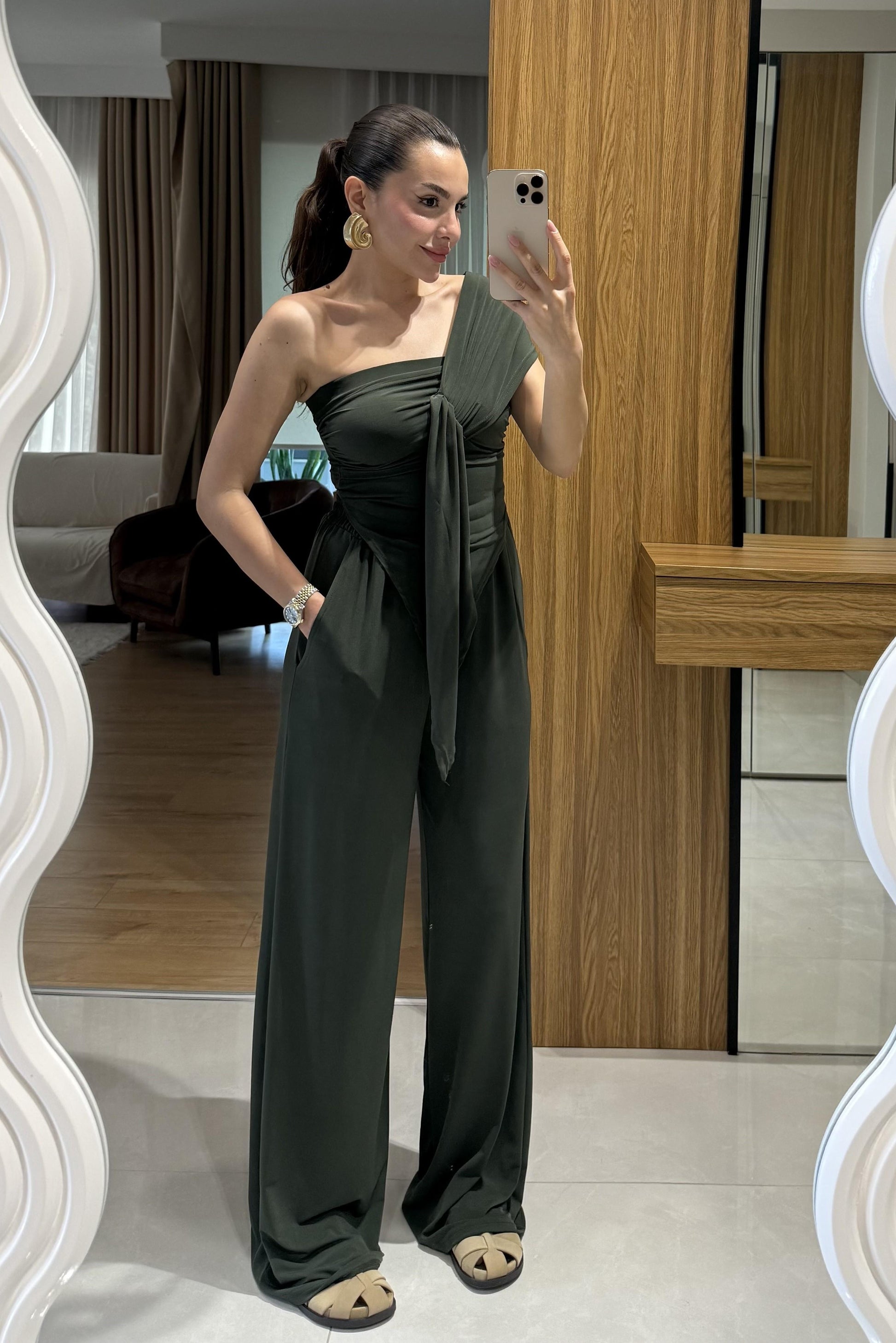 Veronika Haki Tasarım Takım