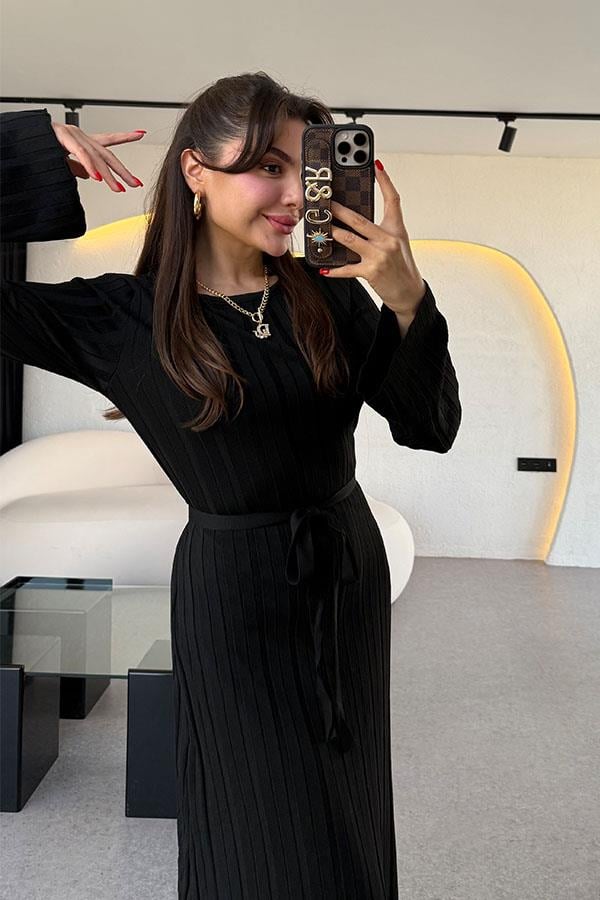 Vespa Bel Kuşaklı Siyah Elbise