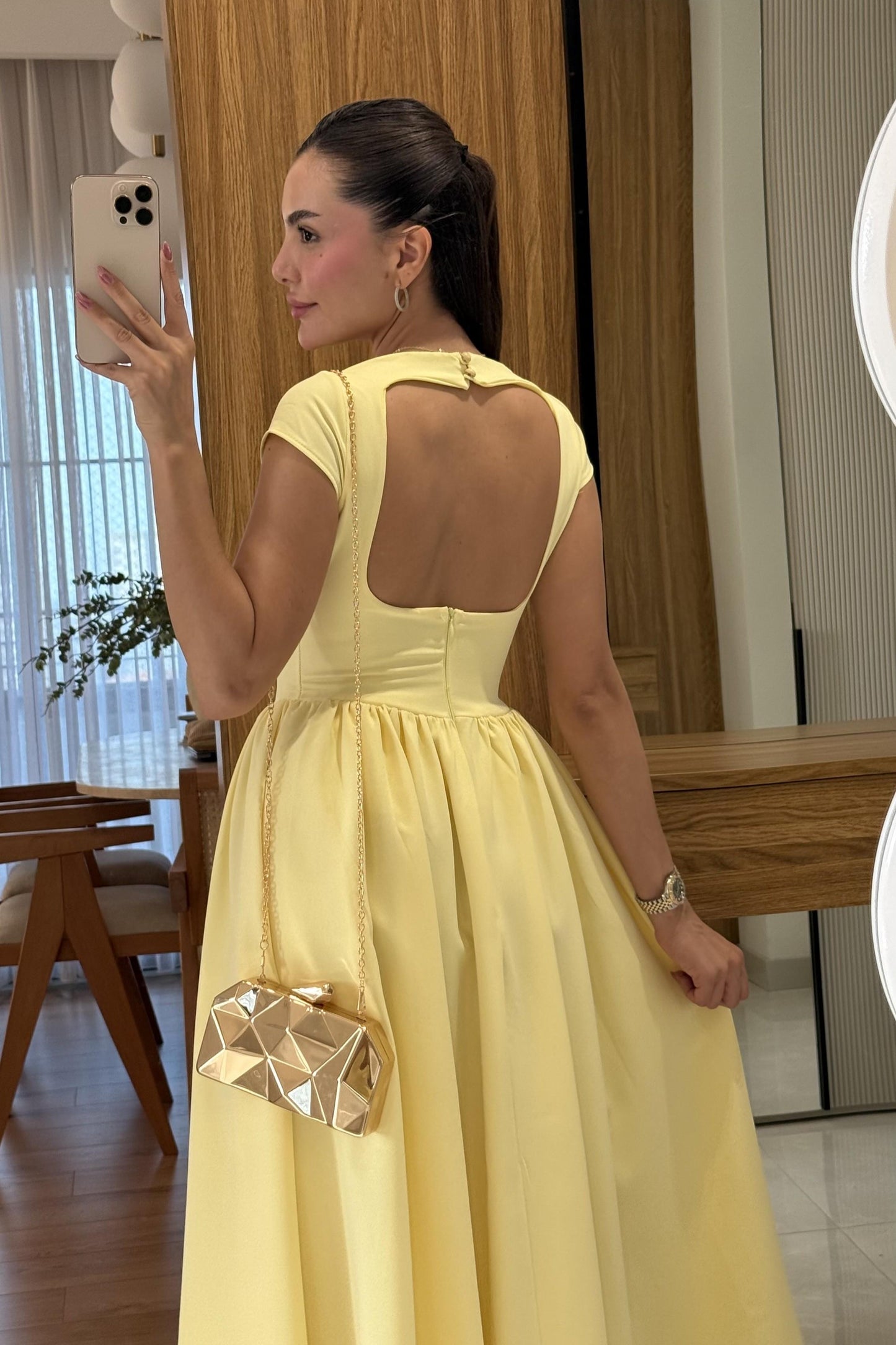 Vexia Sarı Belden Oturtmalı Elbise