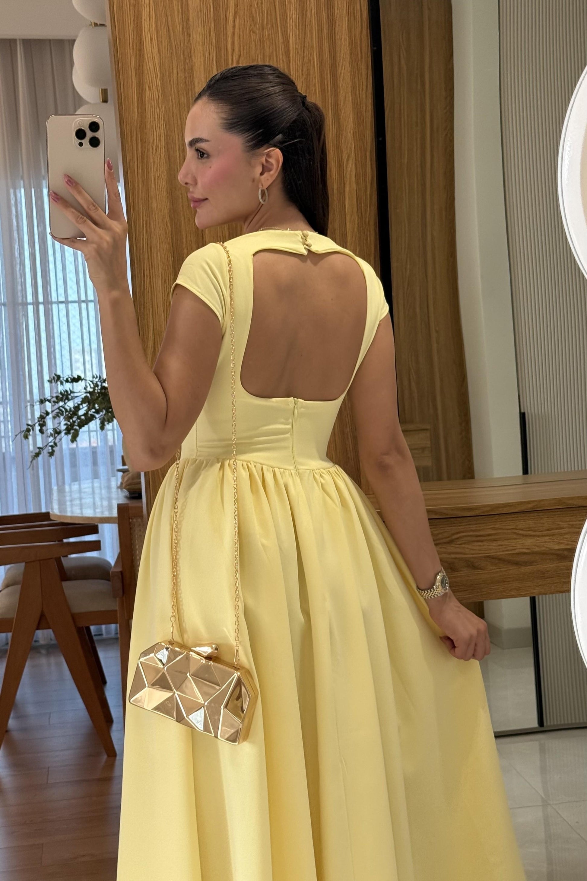 Vexia Sarı Belden Oturtmalı Elbise