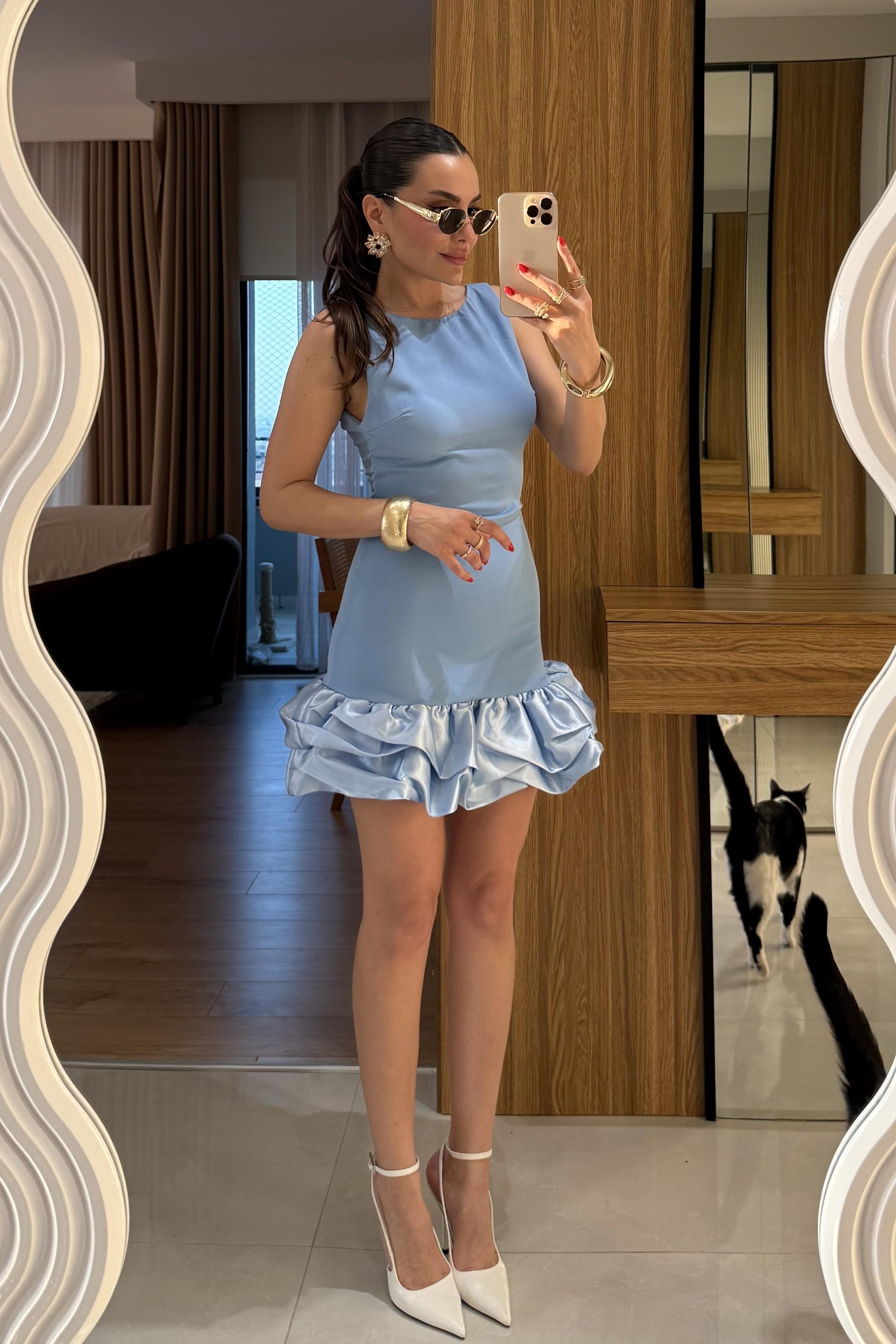 Violetta Mavi Eteği Saten Sırt Dekolteli Elbise