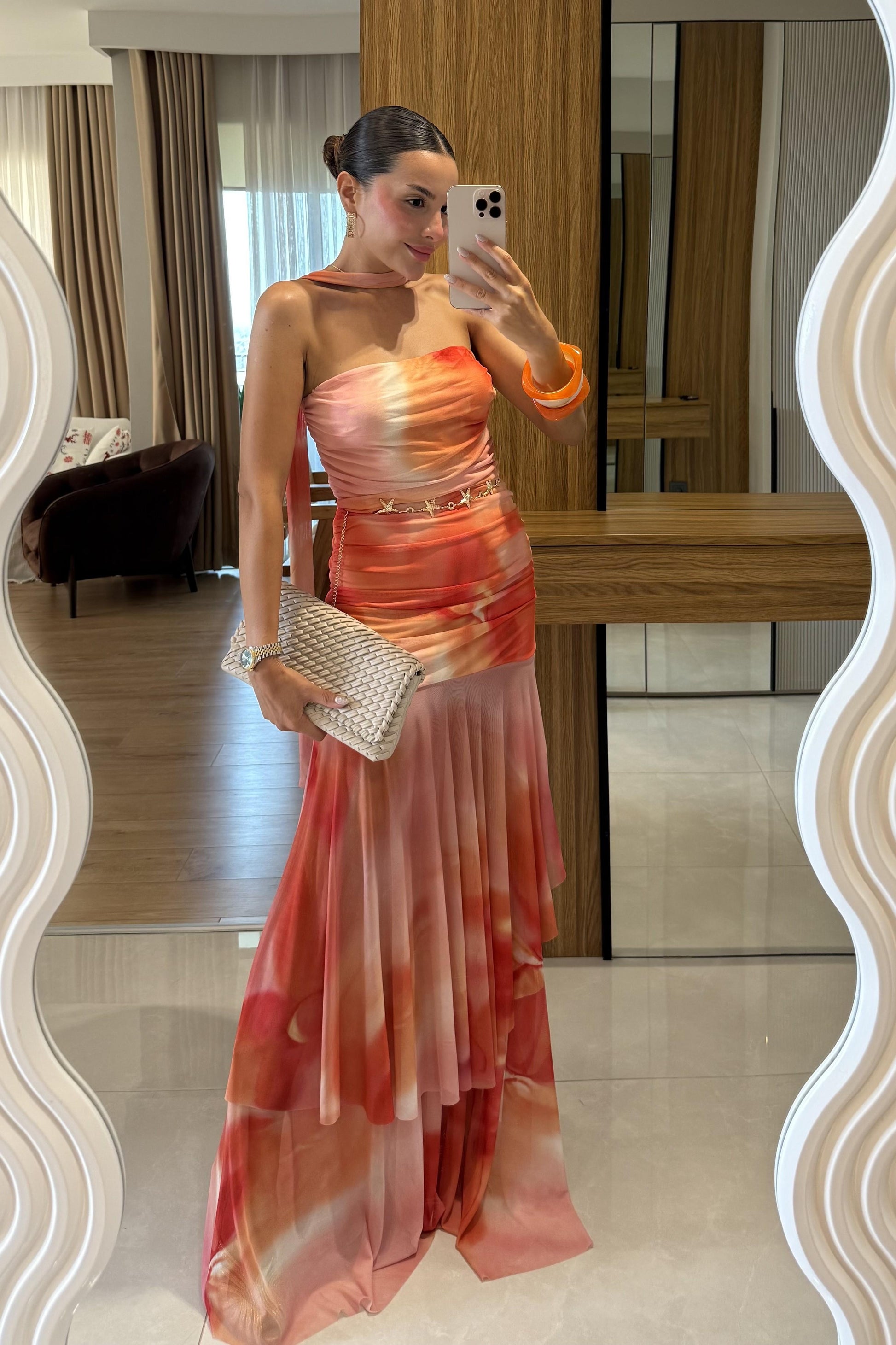 Vren Şal Detaylı Dökümlü Straplez Elbise