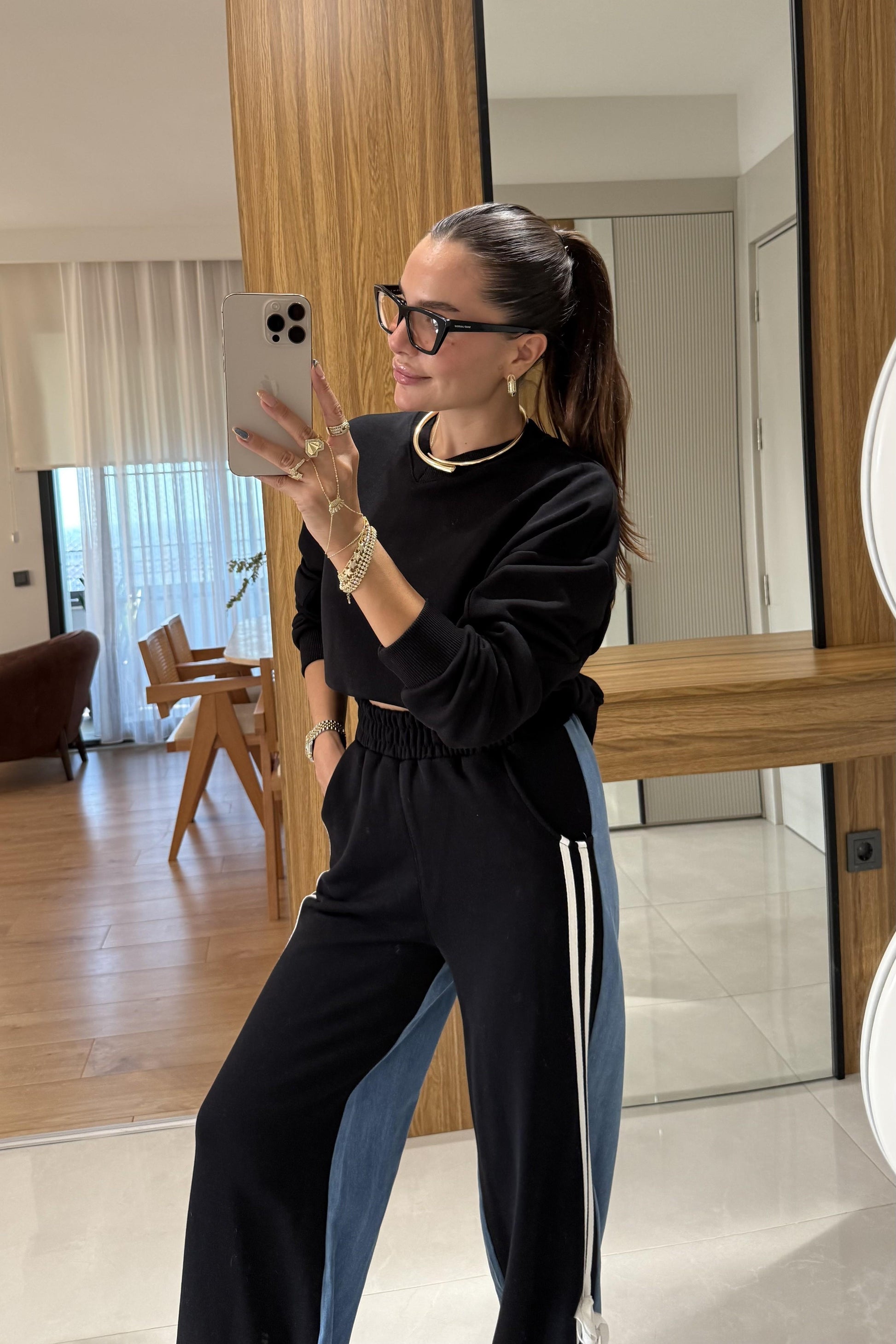 Wiola Siyah Kot Karışımlı Şerit Detaylı Takım