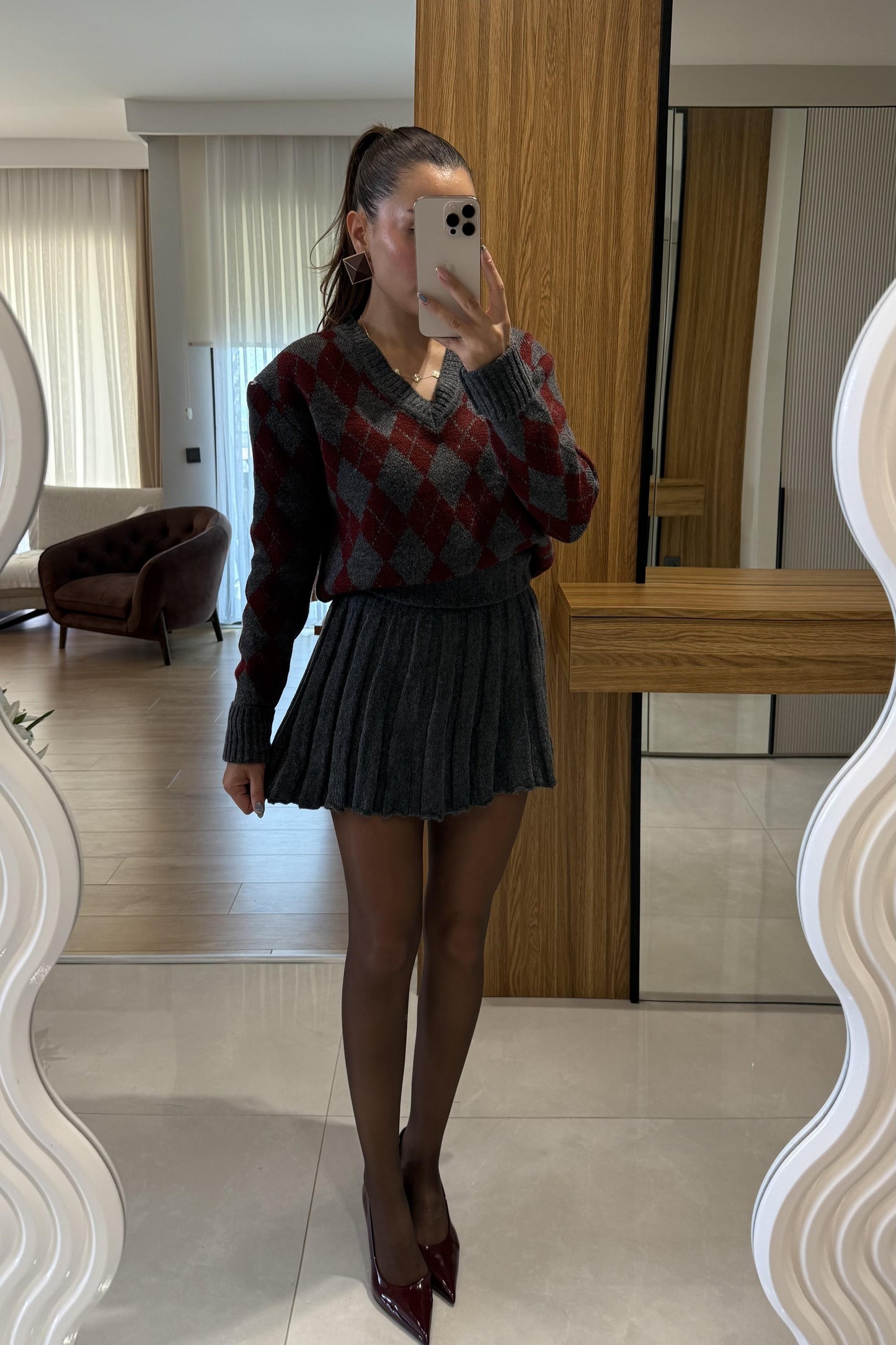 Woody Bordo-Antrasit Baklava Desen Etekli Takım