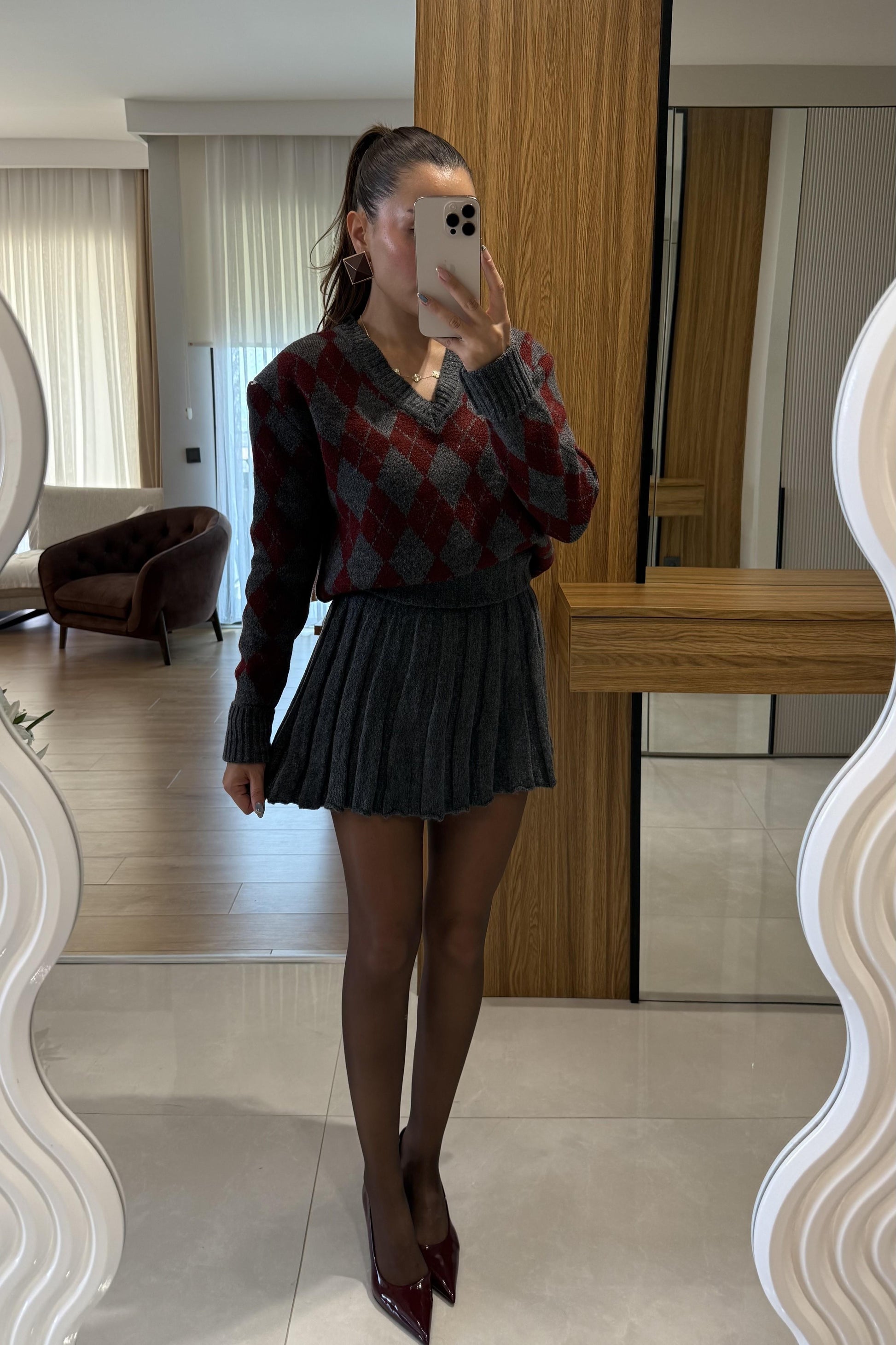 Woody Bordo-Antrasit Baklava Desen Etekli Takım