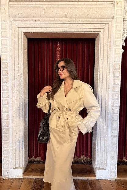 Almia Krem Etekli Süet Takım