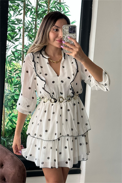 Amanda beyaz puantiyeli kat kat şifon elbise