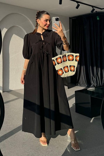 Amina Kurdele Detaylı Elbise-Siyah