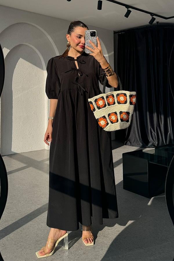 Amina Kurdele Detaylı Elbise-Siyah