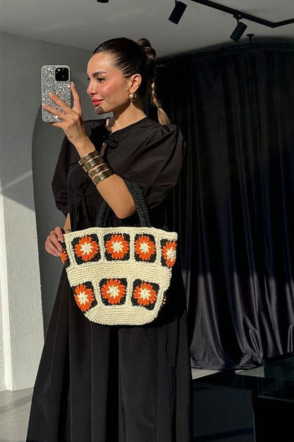 Amina Kurdele Detaylı Elbise-Siyah