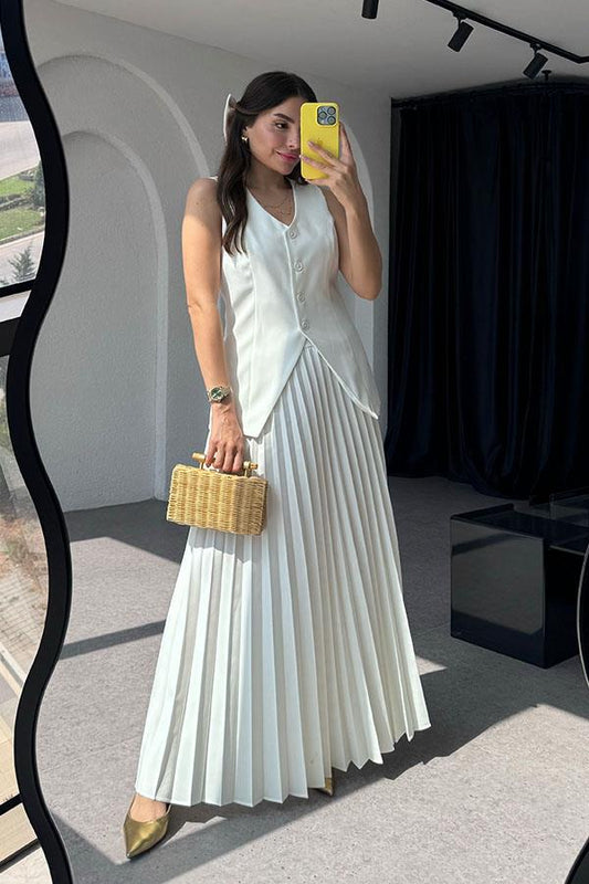 Ardea Piliseli Etekli Tasarım Takım-Beyaz