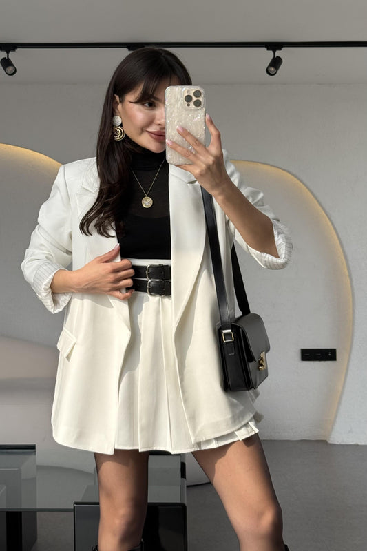 Armendo Beyaz Poliviskon Blazer Ceket