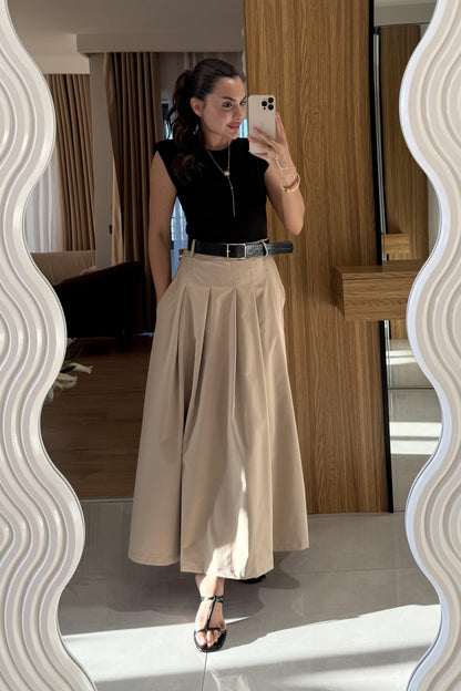 Aurenya Vatkalı Ve Kemerli Kontrast elbise