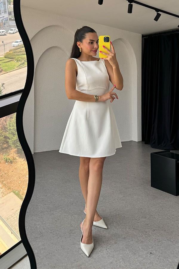 Avia Sırt Dekolteli Mini Elbise-Beyaz
