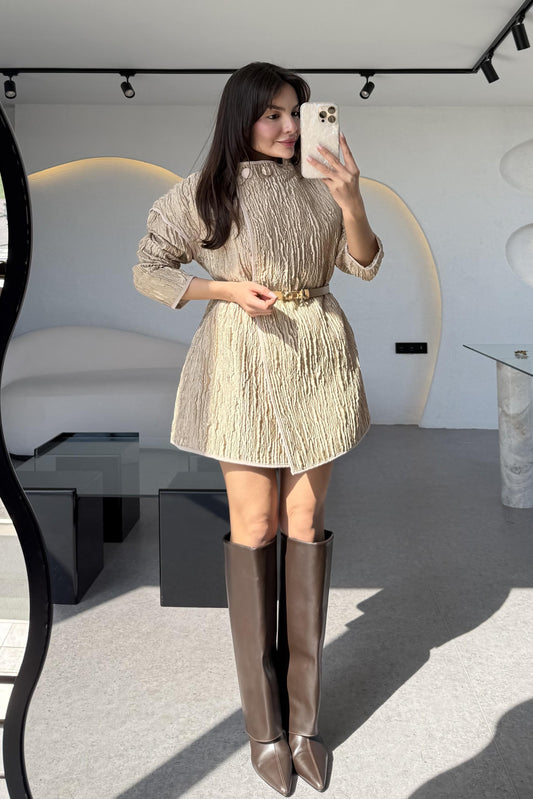 Belina Bej Dik Yaka Jakarlı Kemerli Ceket