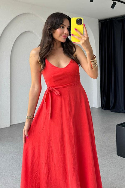Belle Kırmızı Kuşaklı Askılı Elbise