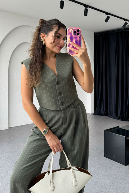 Berlin haki çizgili yelekli premium takım