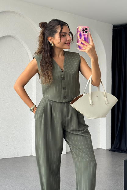 Berlin haki çizgili yelekli premium takım