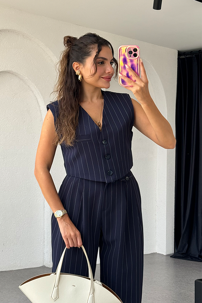 Berlin lacivert çizgili yelekli premium takım