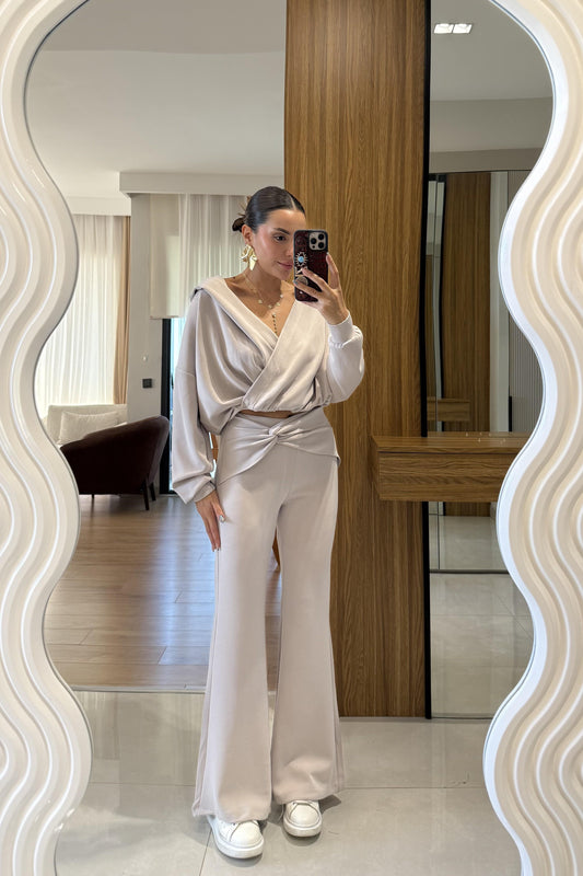 Berloco Taş Kruvaze Düğümlü Pantolon Takım