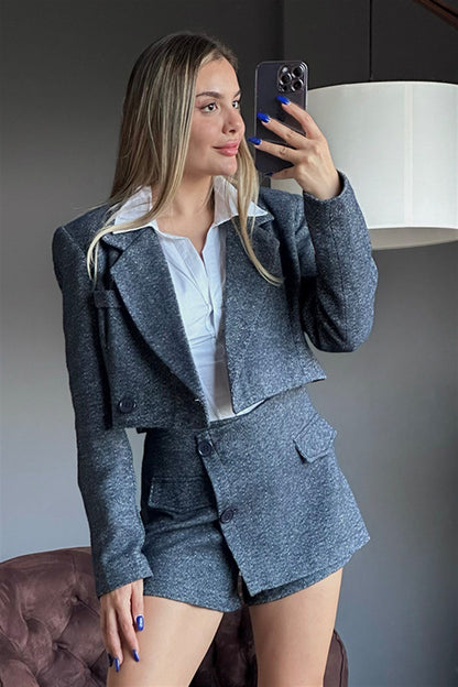 Bershka mini blazer şortlu takım