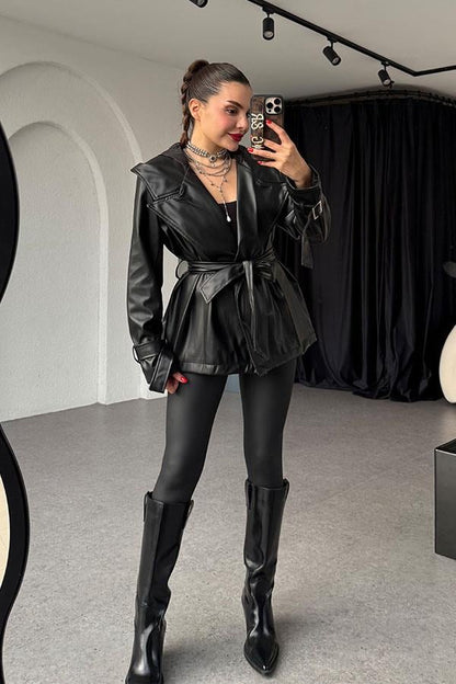 Bexley Siyah Kapüşonlu Deri Ceket