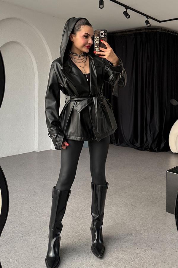 Bexley Siyah Kapüşonlu Deri Ceket