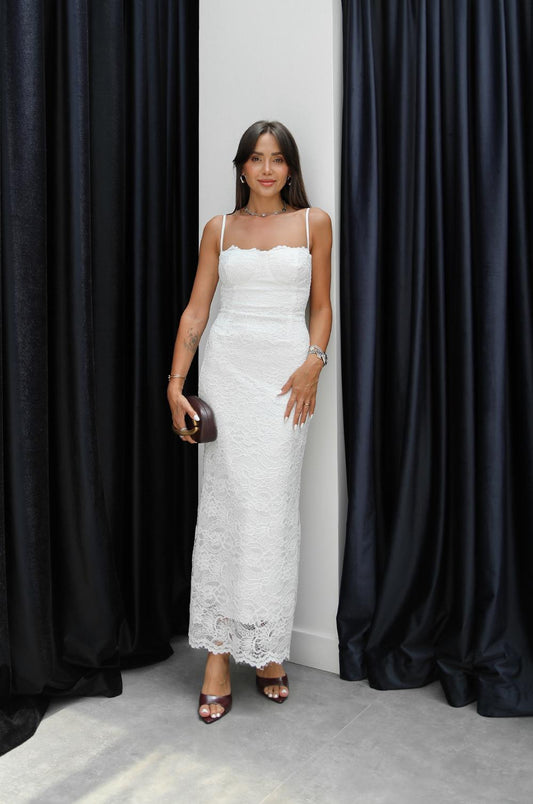 BEYAZ KULPLU DANTELLI ASKILI ELBISE