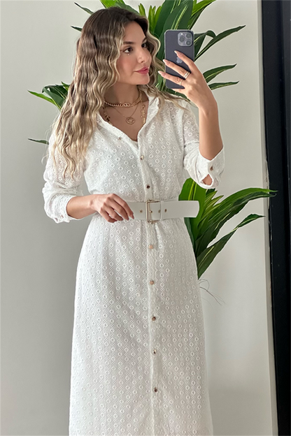 Beyaz önden full düğmeli güpürlü elbise
