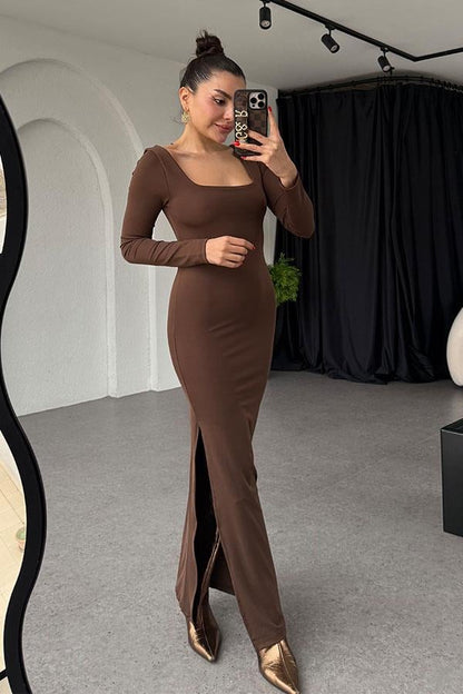 Bianca Acı Kahve Kare Yaka Yırtmaçlı Elbise