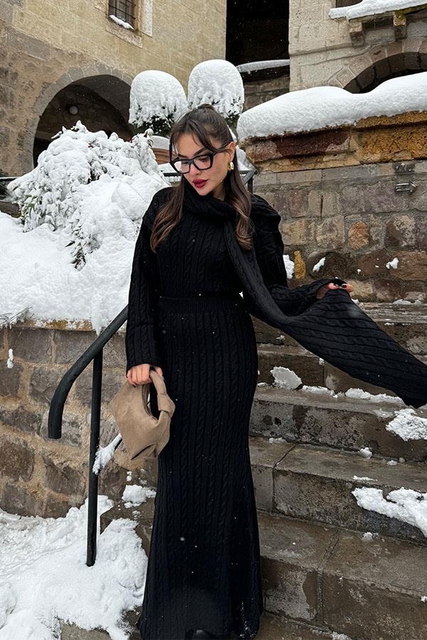 Bijou Atkılı Siyah Triko Takım