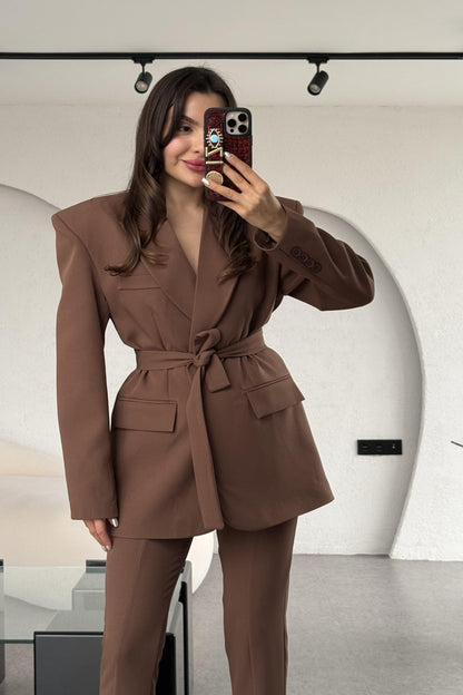 Bragen Acı Kahve Kuşaklı Takım