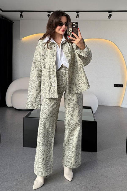 Cambria Yılan Desen Ceket