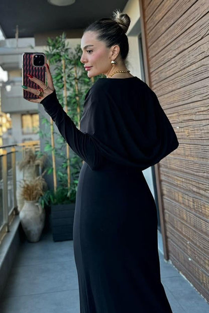 Care Kapüşonlu Degaje Yaka Elbise