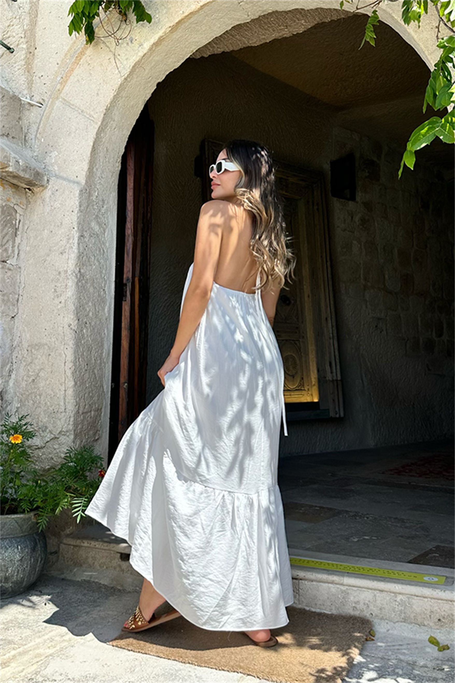 Casamia askılı beyaz elbise