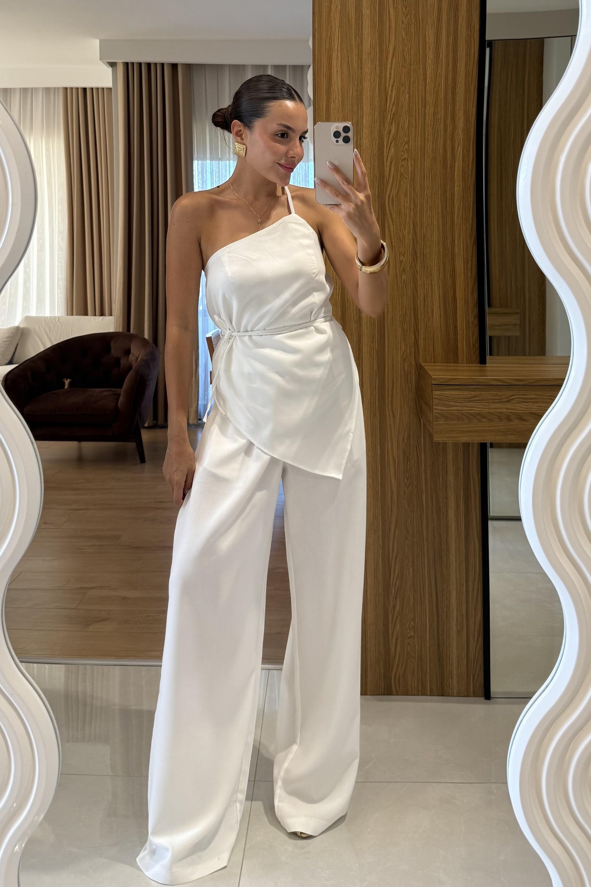 Casandra Beyaz Tek Omuz Askılı Straplez Bluz Takım