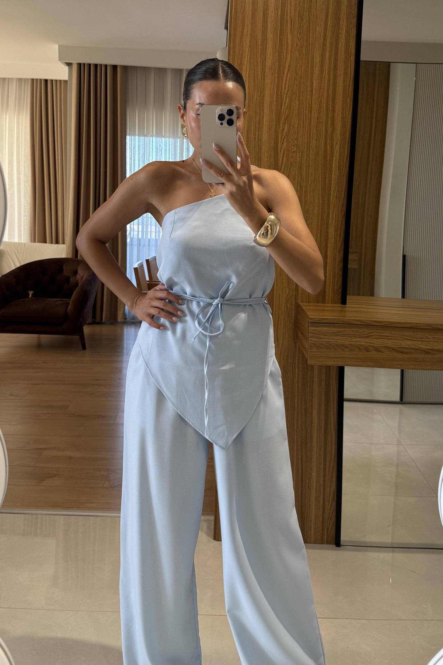 Casandra Mavi Tek Omuz Askılı Straplez Bluz Takım