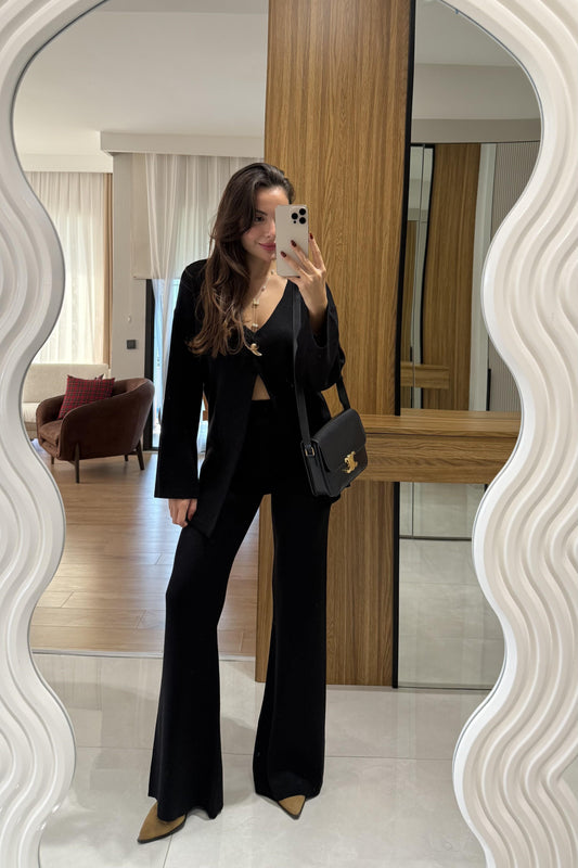 Cendra Siyah Gold Aksesuarlı Triko Takım